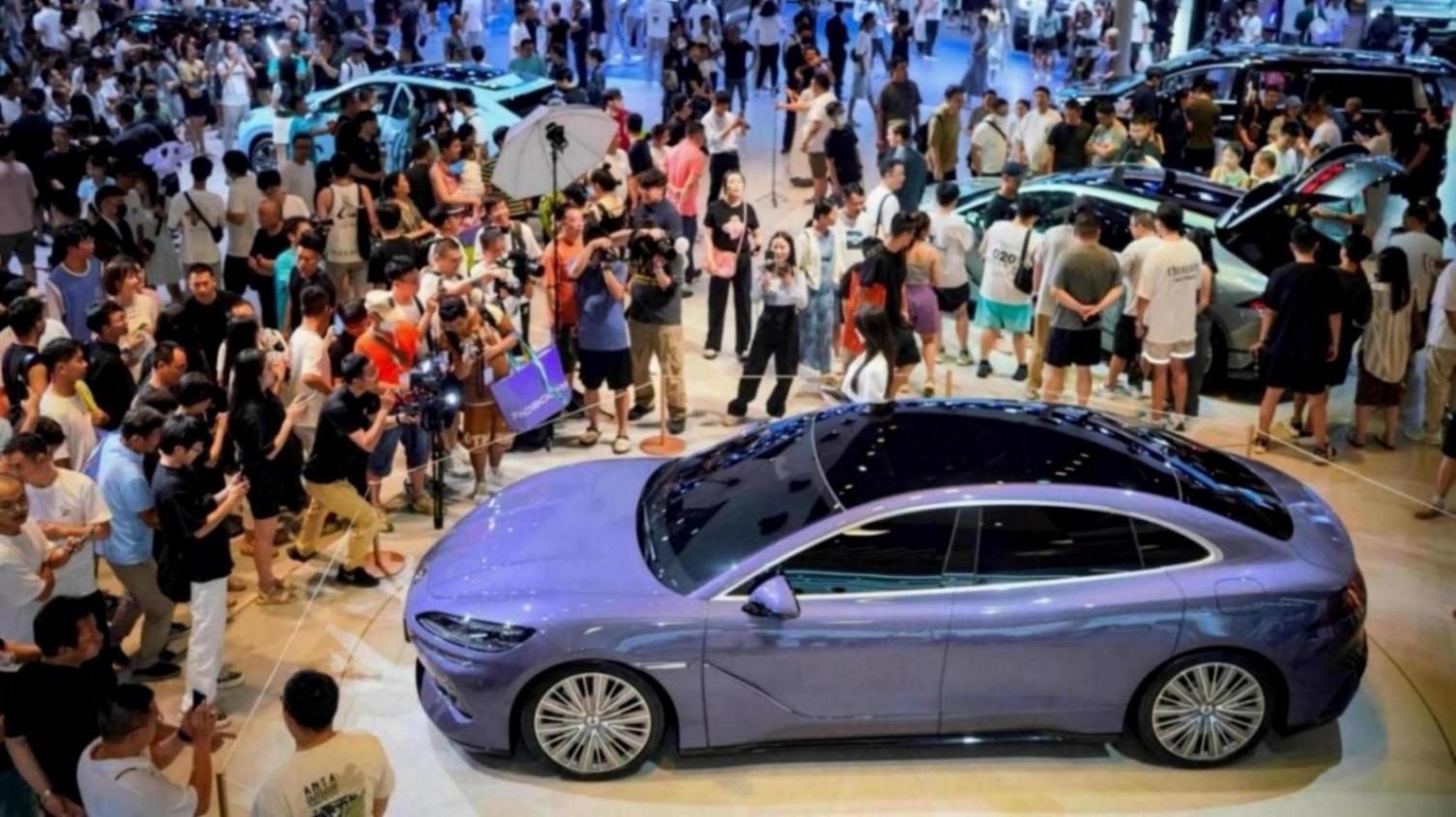 騰勢Z9/Z9GT雙旗艦亮相成都車展 能否扛起旗艦GT轎車大旗